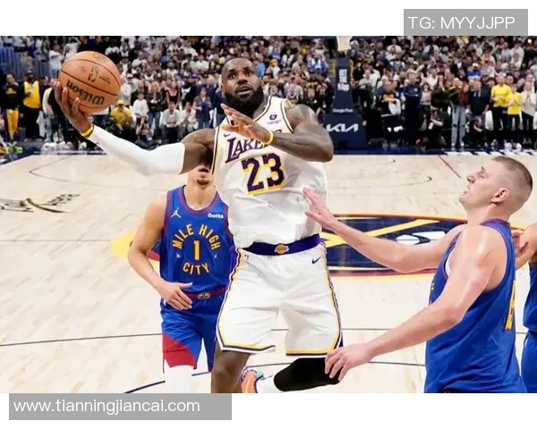 湖人热火季后赛第六场激战回顾与精彩瞬间分析